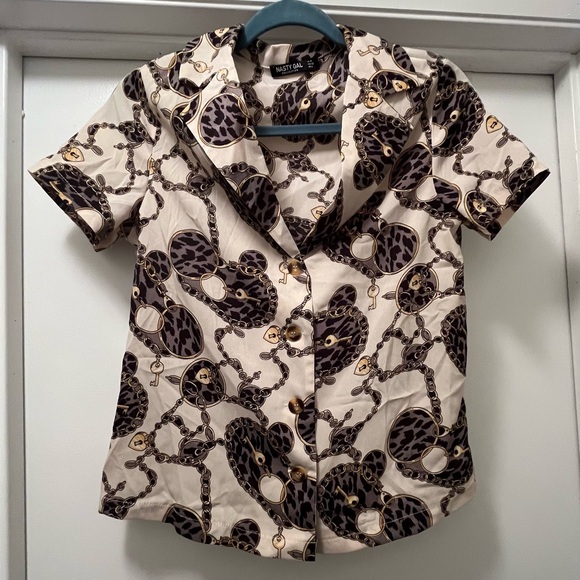 Nothing’s Gonna Chain My Love Relaxed Shirt - Picture 6 of 7